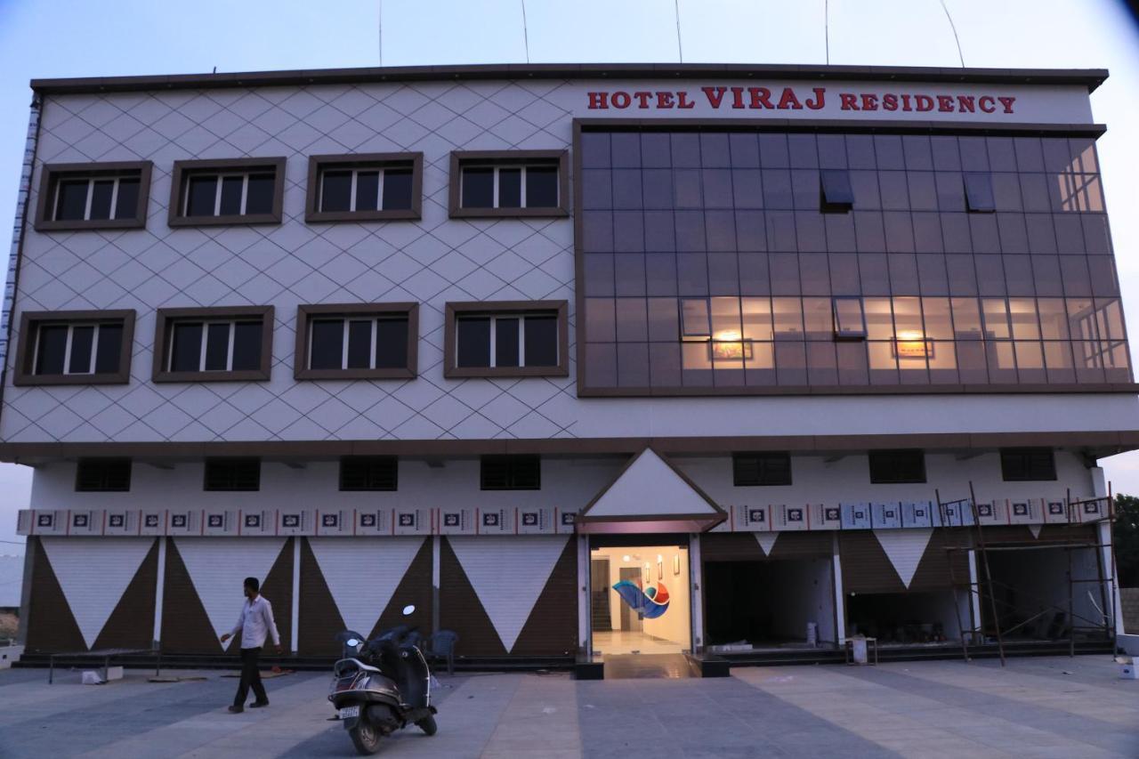 Hotel Viraj Residency Bhuj Bagian luar foto